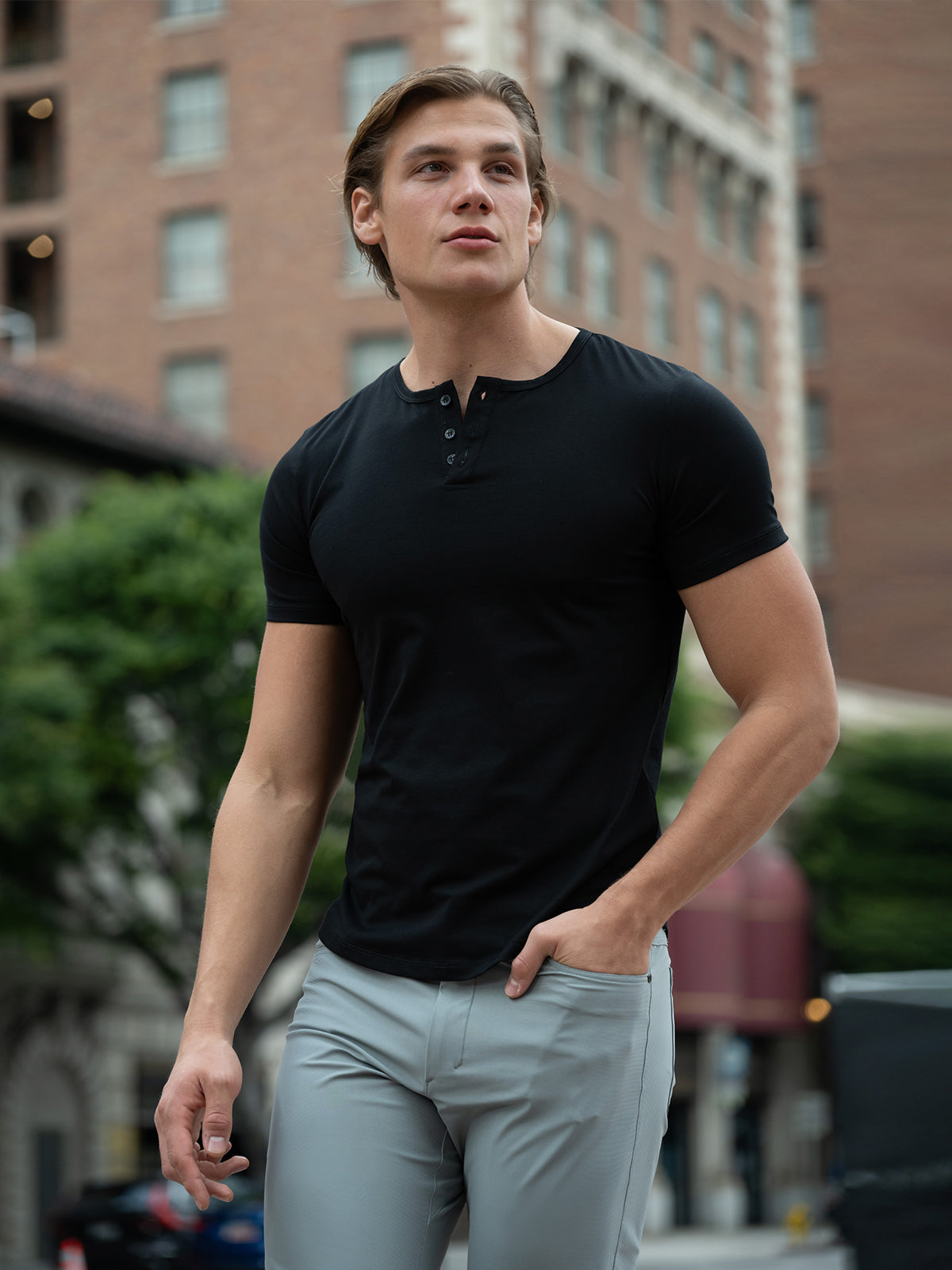 All Day Elite Henley Curve-Hem Stretch Kortermet
