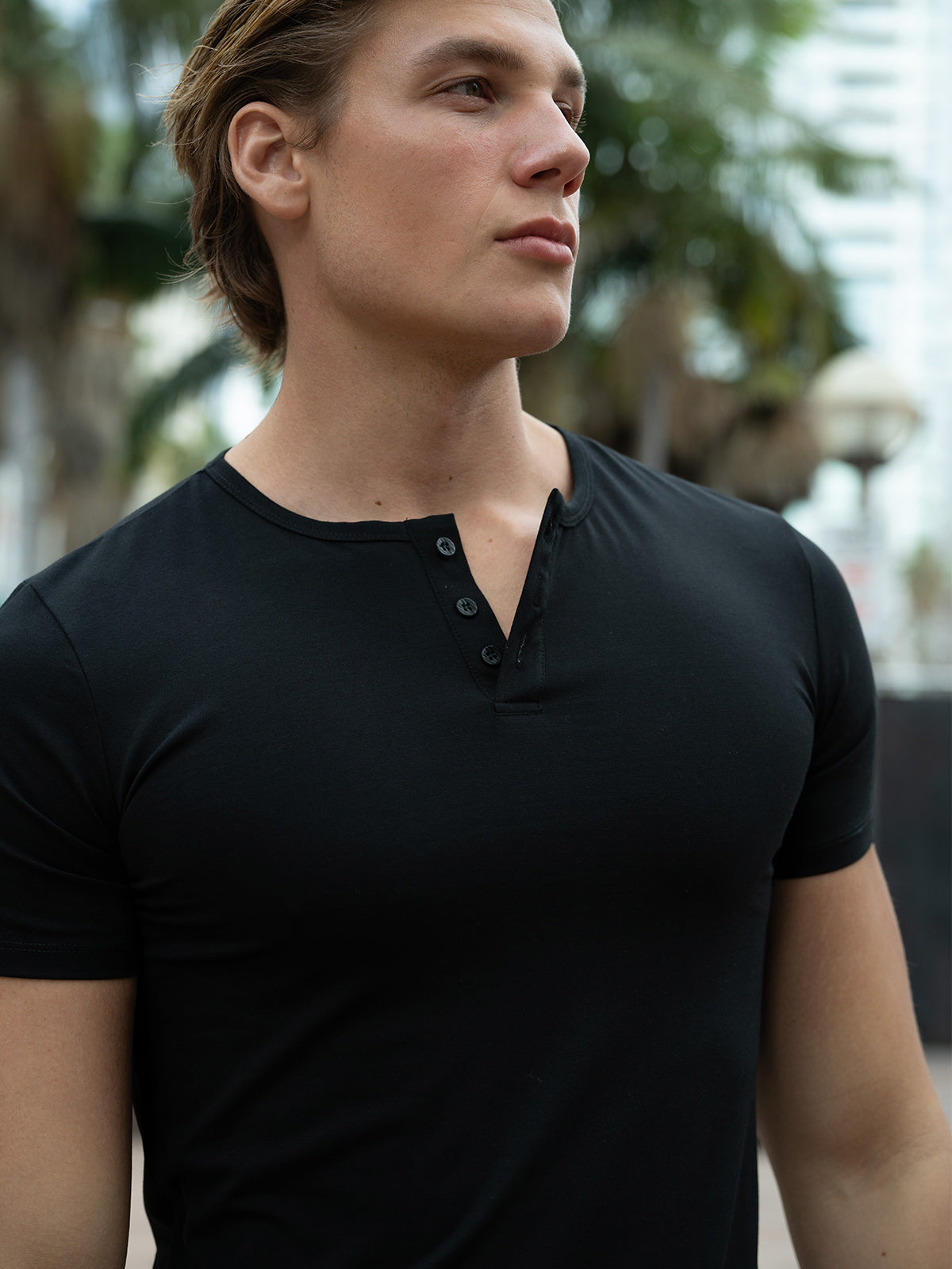 All Day Elite Henley Curve-Hem Stretch Kortermet