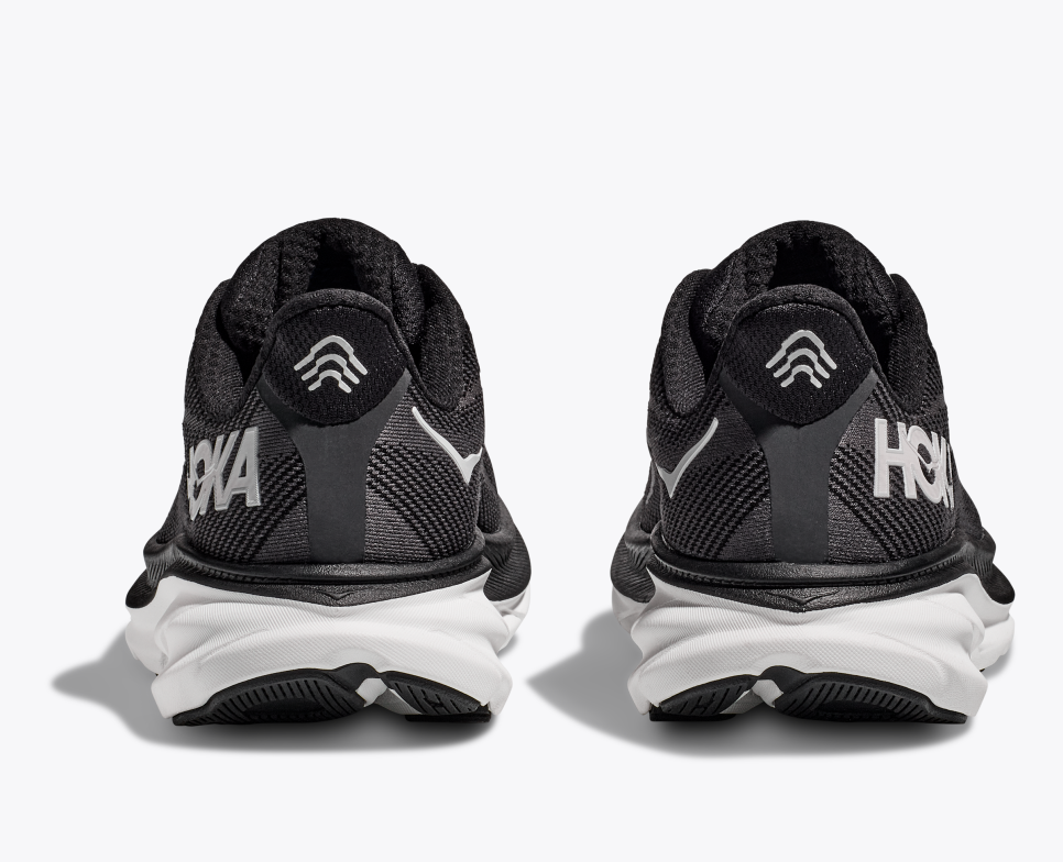 Clifton 9 Sneakers Svart