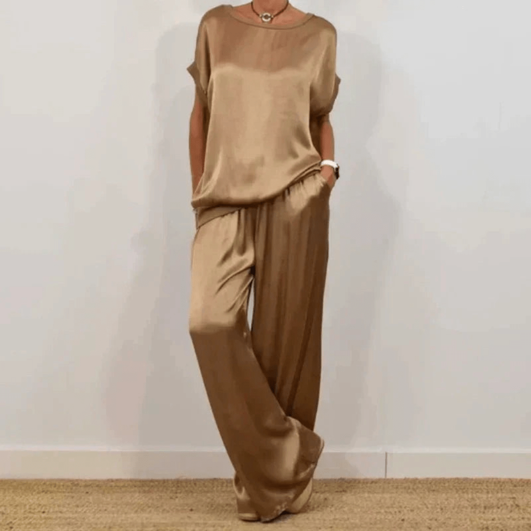 Helle | Elegant sett i mykt satenglook
