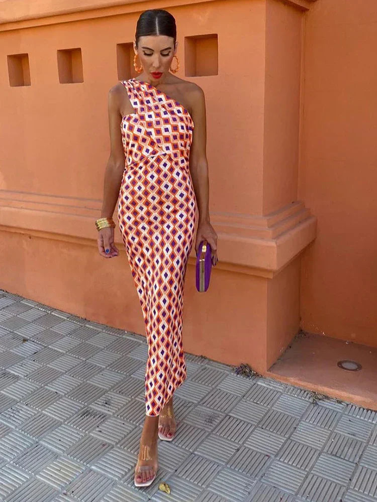 Dorte | Elegante asymmetrisk maxikjole