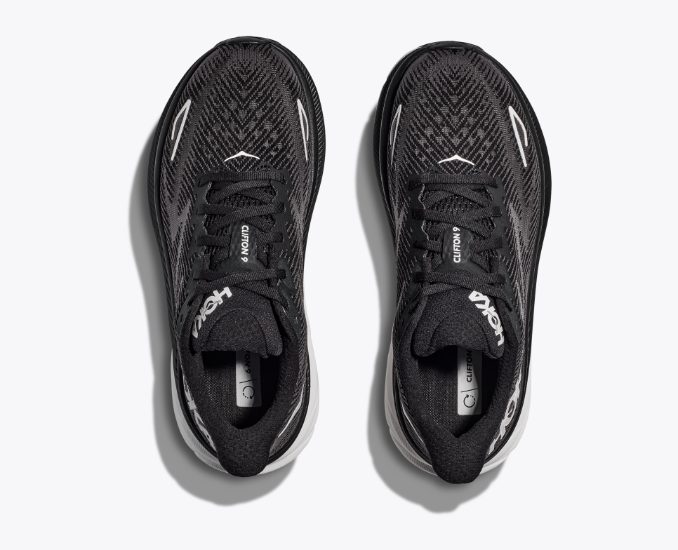 Clifton 9 Sneakers Svart