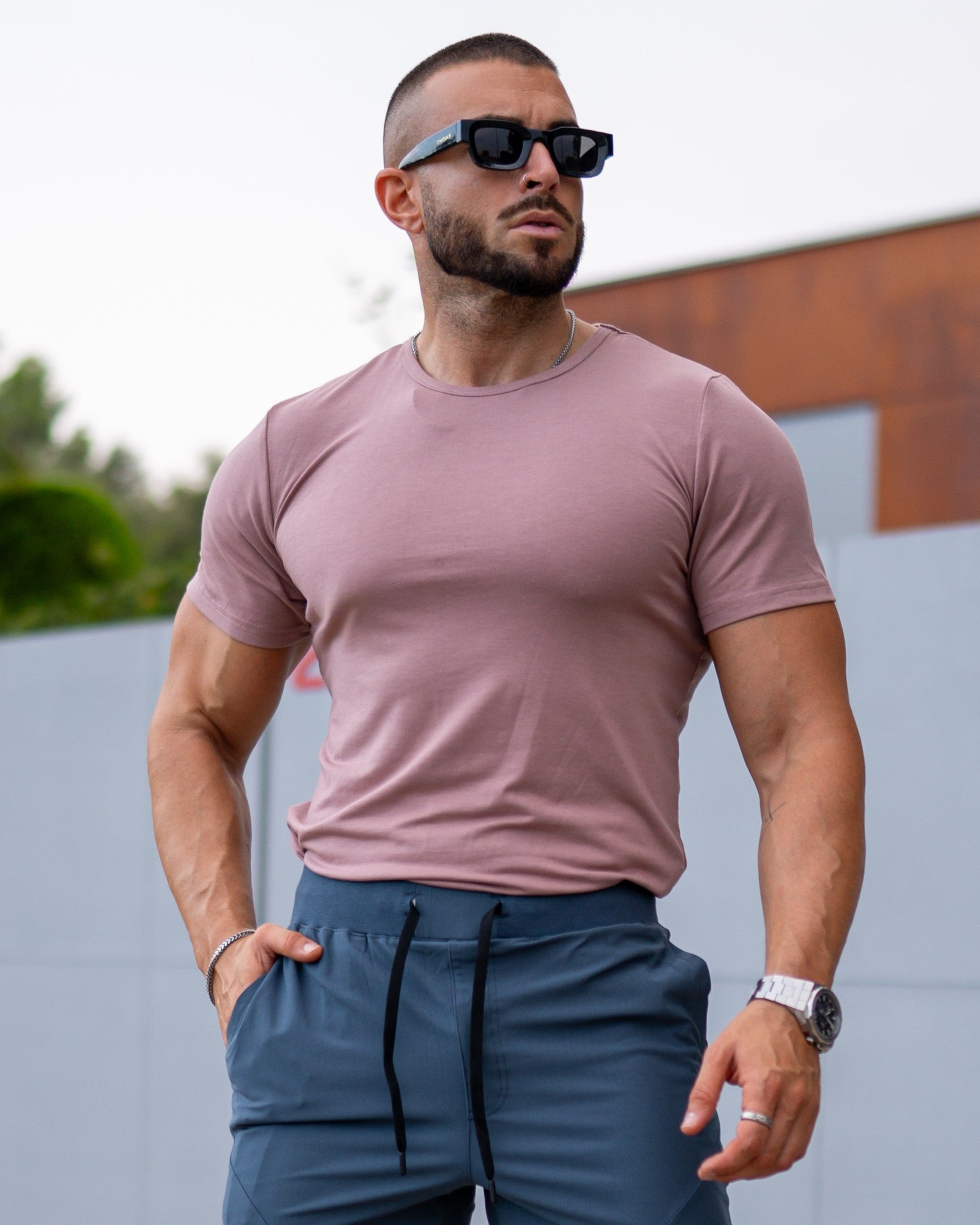 All Day Elite Curve-Hem Tee Kortermet – Aktiv passform